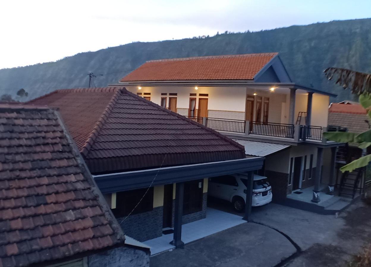 Holiday Home Anggun Bromo Exteriör bild